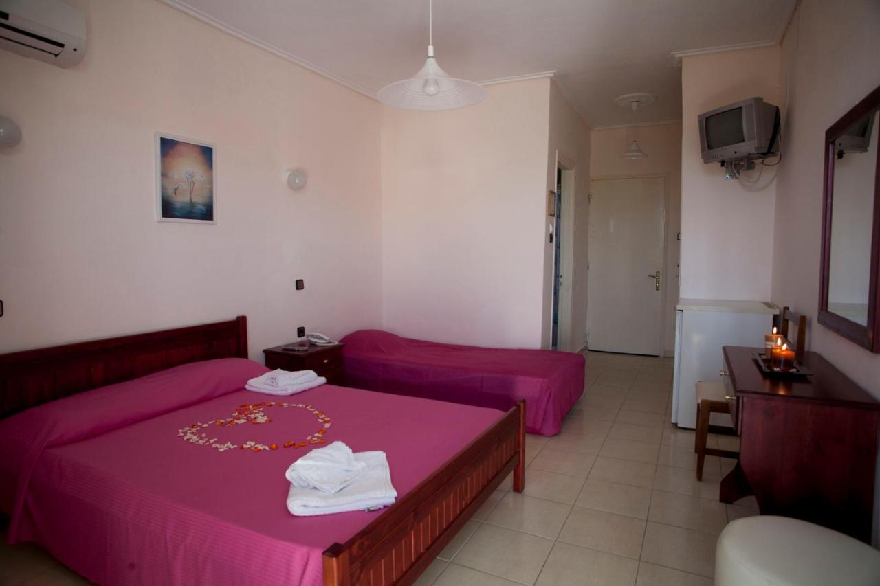 Francisco Beach Hotel Agios Andreas  Phòng bức ảnh