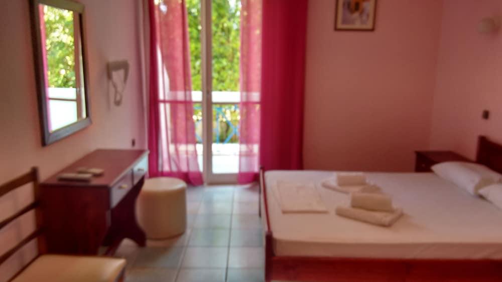 Francisco Beach Hotel Agios Andreas  Ngoại thất bức ảnh