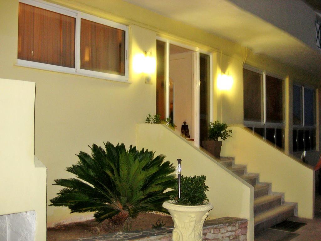 Francisco Beach Hotel Agios Andreas  Ngoại thất bức ảnh
