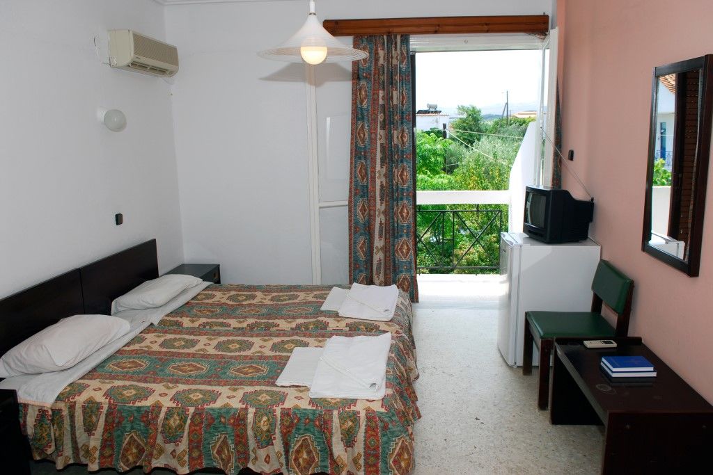 Francisco Beach Hotel Agios Andreas  Ngoại thất bức ảnh